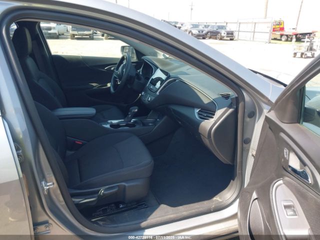 2025 CHEVROLET MALIBU 1G1ZD5ST9SF134899 Photo 4