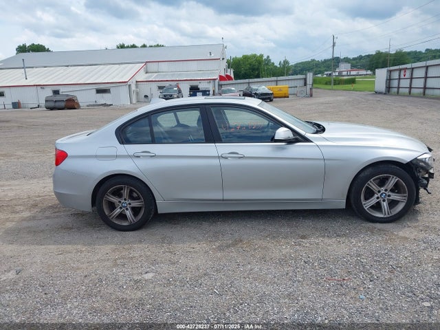 BMW 328I 2015 WBA3B3C5XFF546632 Image 13