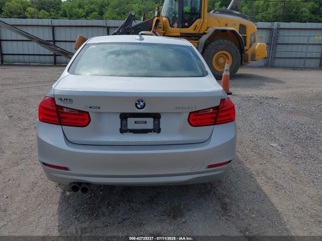 BMW 328I 2015 WBA3B3C5XFF546632 Image 16