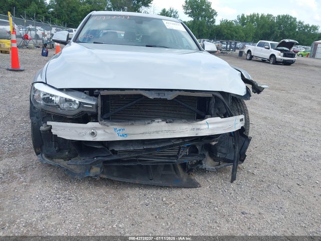 BMW 328I 2015 WBA3B3C5XFF546632 Image 17