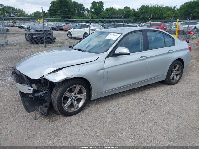 BMW 328I 2015 WBA3B3C5XFF546632 Image 2