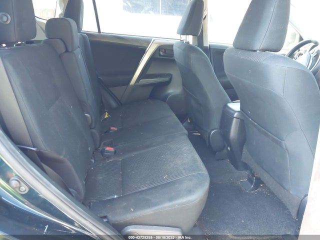 JTMZFREVXJJ752007 Toyota RAV4 LE