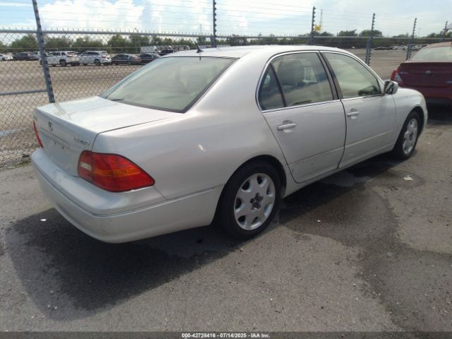 2003 LEXUS LS 430 JTHBN30F130113796 Photo 3