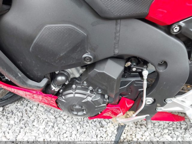 2024 HONDA CBR1000 JH2SC7755RK700065 Photo 8