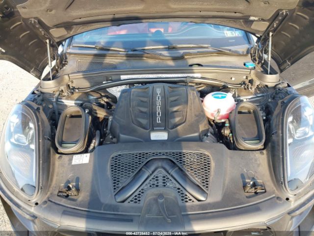 2018 PORSCHE MACAN WP1AG2A56JLB65250 Photo 9