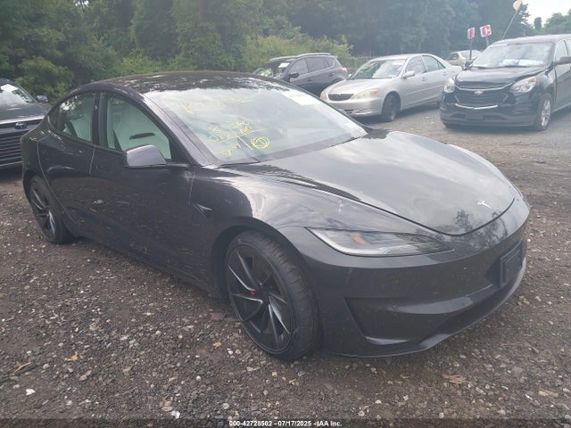 2025 TESLA MODEL 3 5YJ3E1ET1SF936219 Photo 0