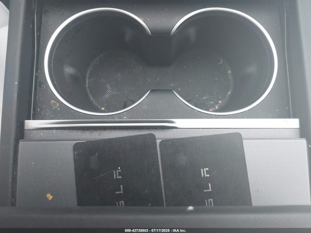 2025 TESLA MODEL 3 5YJ3E1ET1SF936219 Photo 10