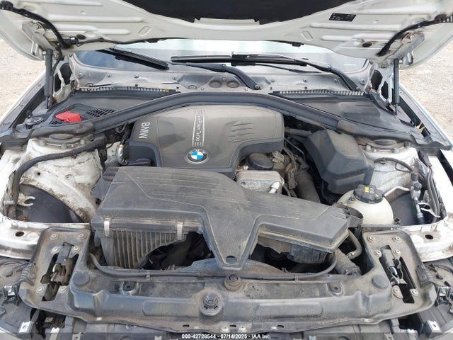 WBA8E5G54GNT41656 BMW 320i