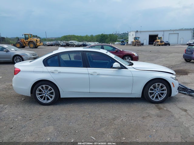 WBA8E5G54GNT41656 BMW 320i