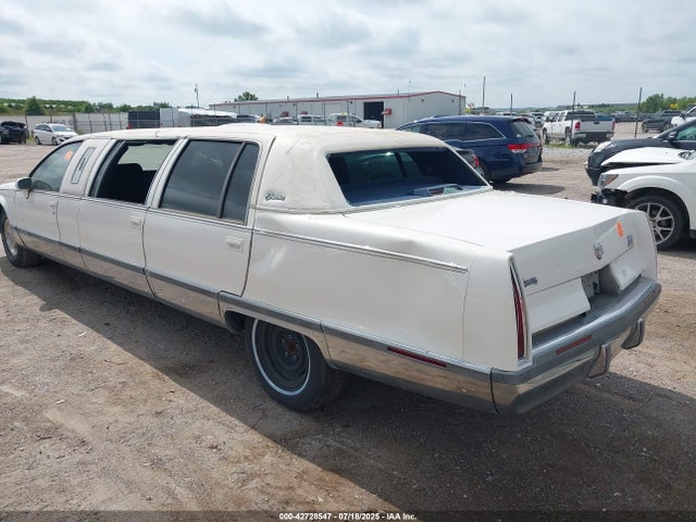 1993 CADILLAC FLEETWOOD 1G6DW5275PR704131 Photo 2