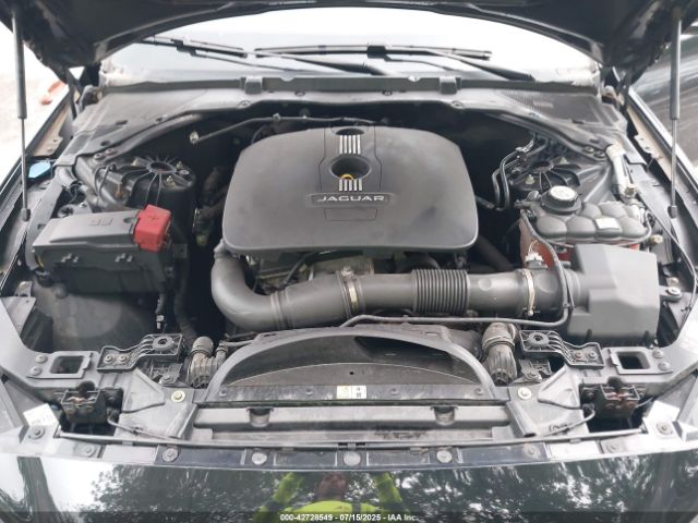 2017 JAGUAR XE SAJAD4BG0HA972053 Photo 9