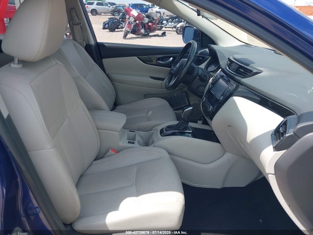 JN1BJ1CR9JW283599 Nissan ROGUE SPORT