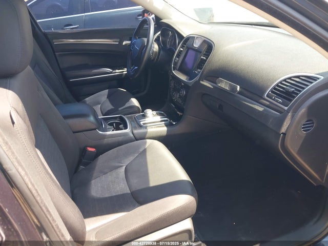 Продажа на аукционе авто 2019 Chrysler 300 Touring, vin: 2C3CCAAG4KH610427, номер лота: 42728938