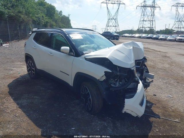 3C4NJDCB4JT315699 Jeep Compass