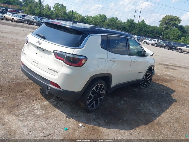 3C4NJDCB4JT315699 Jeep Compass