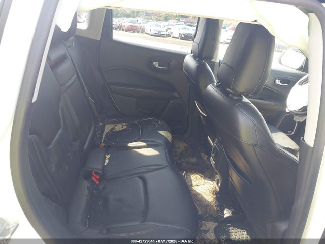 3C4NJDCB4JT315699 Jeep Compass