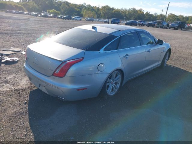 2011 JAGUAR XJ SAJWA2GB5BLV16609 Photo 3