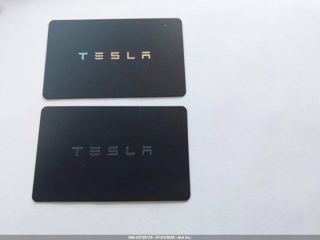 Tesla Model Y 2023 7SAYGDEE2PA071402 Image 11