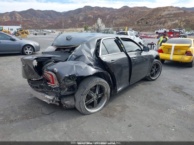 2C3CCAAG9FH749314 Chrysler 300