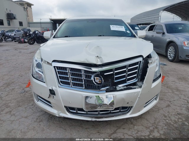 2G61P5S39E9321068 Cadillac lfx