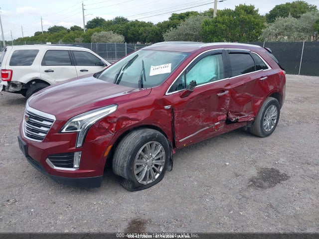 2017 CADILLAC XT5 1GYKNBRSXHZ282143 Photo 1