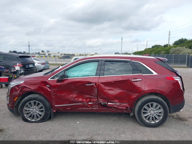 2017 CADILLAC XT5 1GYKNBRSXHZ282143 Photo 5