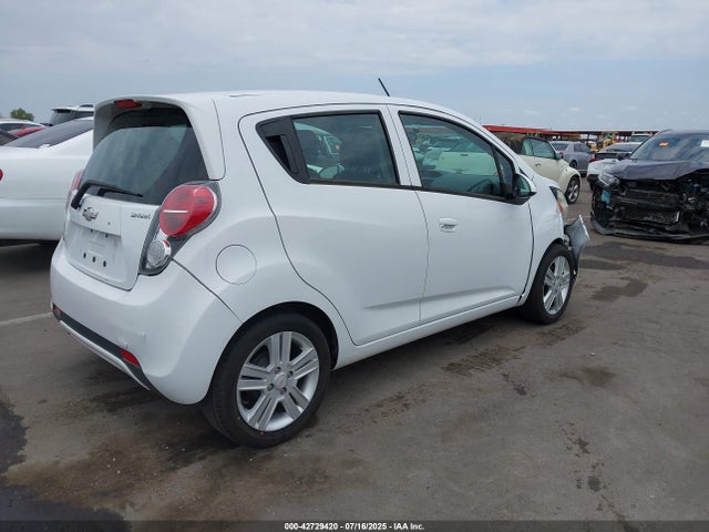 Chevrolet ll0 2014 KL8CD6S91EC510646 Image 4