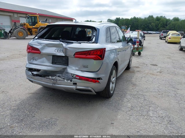 2018 AUDI Q5 WA1ANAFY6J2143088 Photo 3
