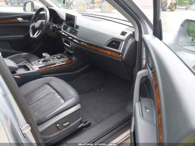 2018 AUDI Q5 WA1ANAFY6J2143088 Photo 4