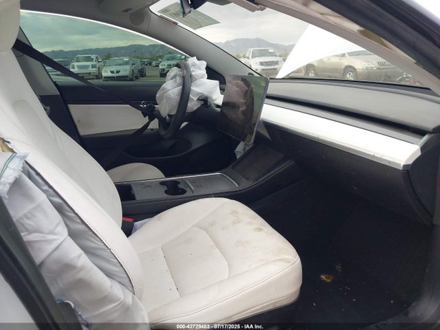 2021 TESLA MODEL 3 5YJ3E1EAXMF870089 Photo 4