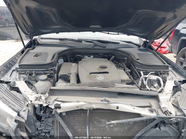 42729527 :رقم المزاد ، WDC0G4JBXHF223989 vin ، 2017 Mercedes-benz Glc 300 مزاد بيع