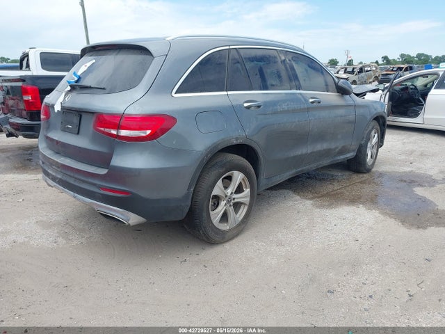 42729527 :رقم المزاد ، WDC0G4JBXHF223989 vin ، 2017 Mercedes-benz Glc 300 مزاد بيع