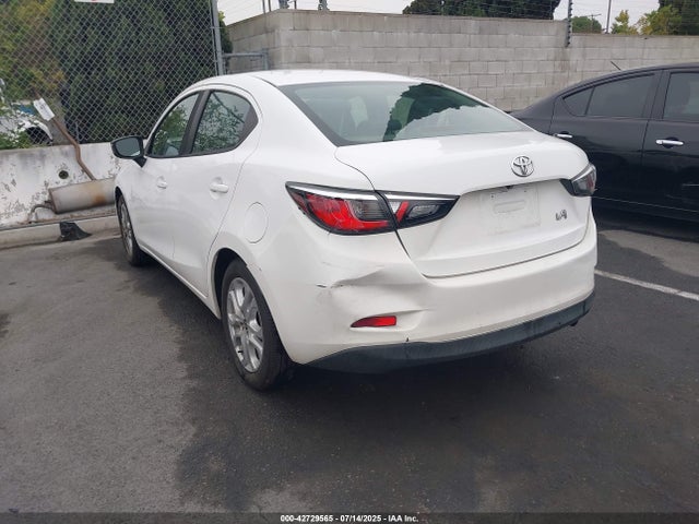 3MYDLBYV9HY174611 Toyota p5v