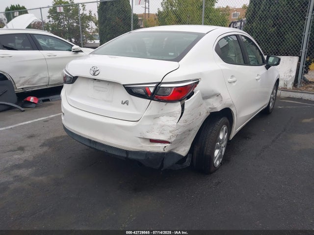 3MYDLBYV9HY174611 Toyota p5v