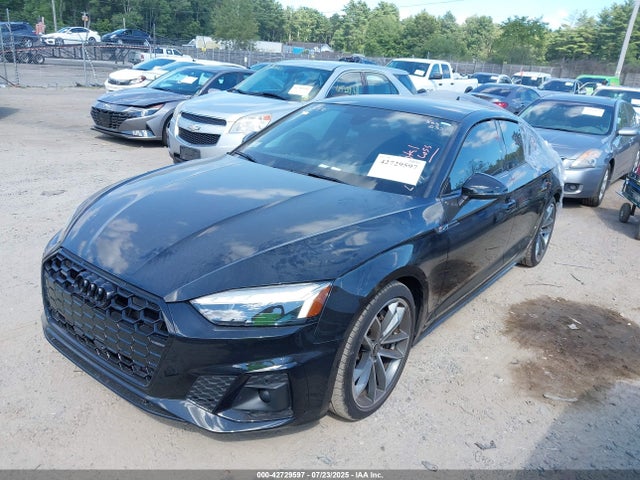2024 AUDI A5 SPORTBACK WAUDACF56RA100370 Photo 1