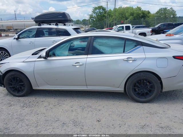 Nissan 2019 2019 1N4BL4BV0KC208032 Image 14