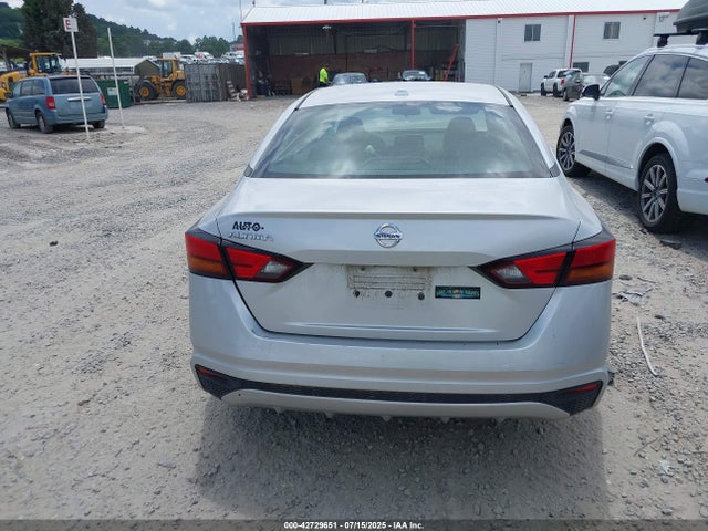 Nissan 2019 2019 1N4BL4BV0KC208032 Image 16