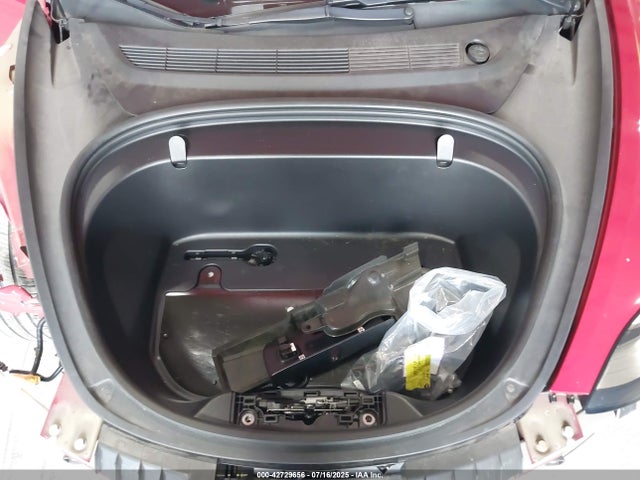5YJ3E1EA8KF298923 Tesla 2019