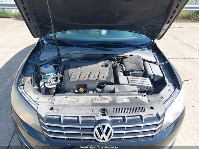 Volkswagen Passat 2014 1VWBN7A30EC082729 Image 10