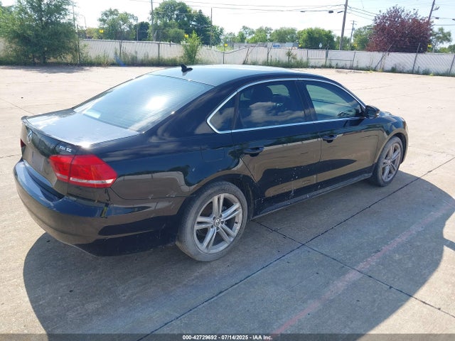 Volkswagen Passat 2014 1VWBN7A30EC082729 Image 4