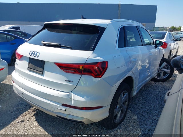 WA1AUCF32M1063560 Audi 40 tfsi 2.0t
