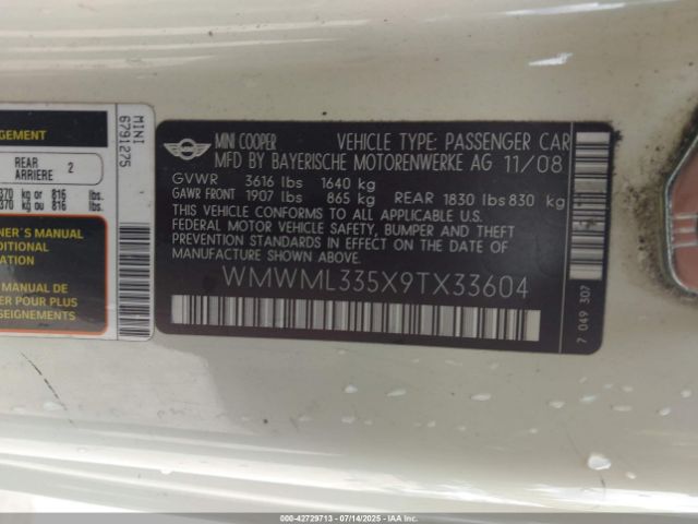 2009 MINI COOPER CLUBMAN WMWML335X9TX33604 Photo 8