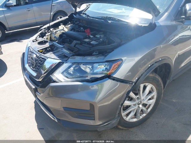 JN8AT2MTXKW261572 Nissan 2019