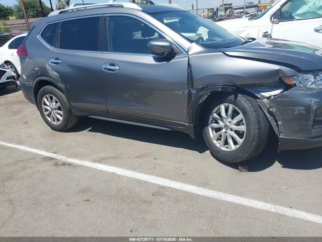 JN8AT2MTXKW261572 Nissan 2019