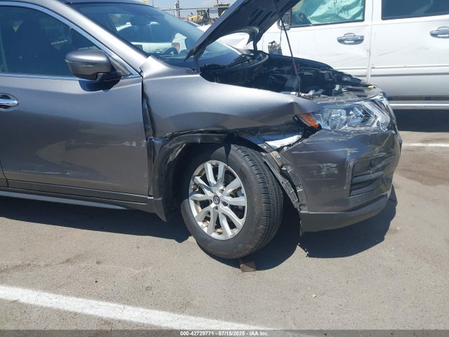 JN8AT2MTXKW261572 Nissan 2019