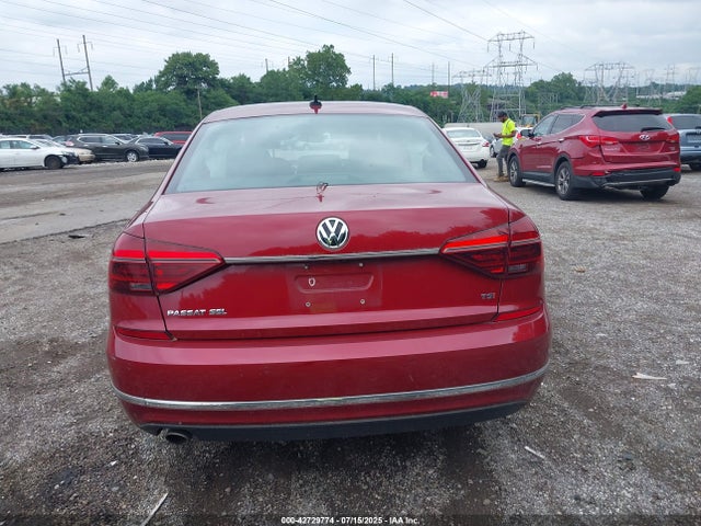 1VWCT7A35HC071630 Volkswagen 1.8 tsi