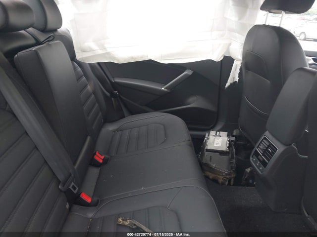 1VWCT7A35HC071630 Volkswagen 1.8 tsi