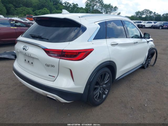 2020 INFINITI QX50 3PCAJ5M34LF108937 Photo 3