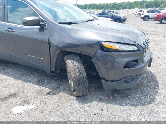 1C4PJMDS7GW131643 Jeep Cherokee