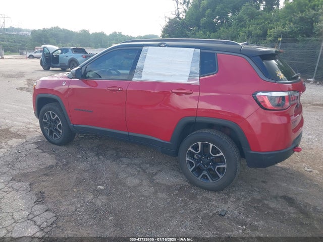 3C4NJDDB8KT671265 Jeep 2019